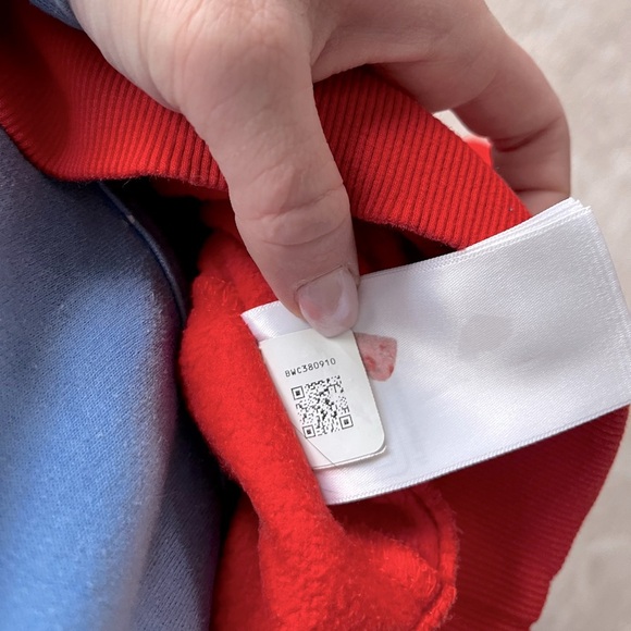 The North Face Red Pullover Hoodie | Size XL Streetwear Outdoor Essential - Picture 3 of 5